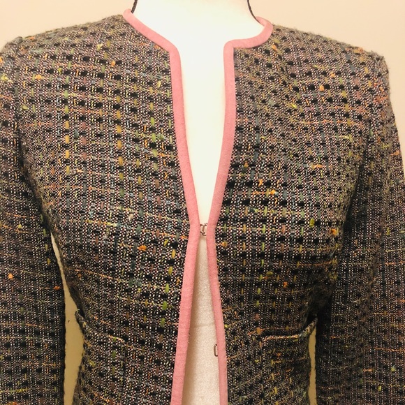 Like new BeBe Tweed Jacket / Blazer . Adorable! - Picture 1 of 8